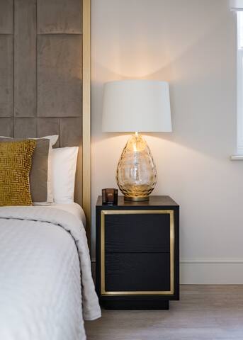 Marble Arch Suite 3 gallery image 4