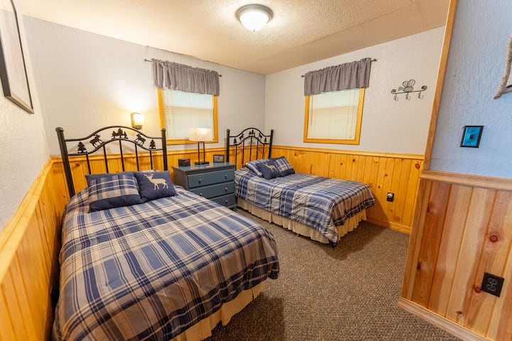 Schlafzimmer 2