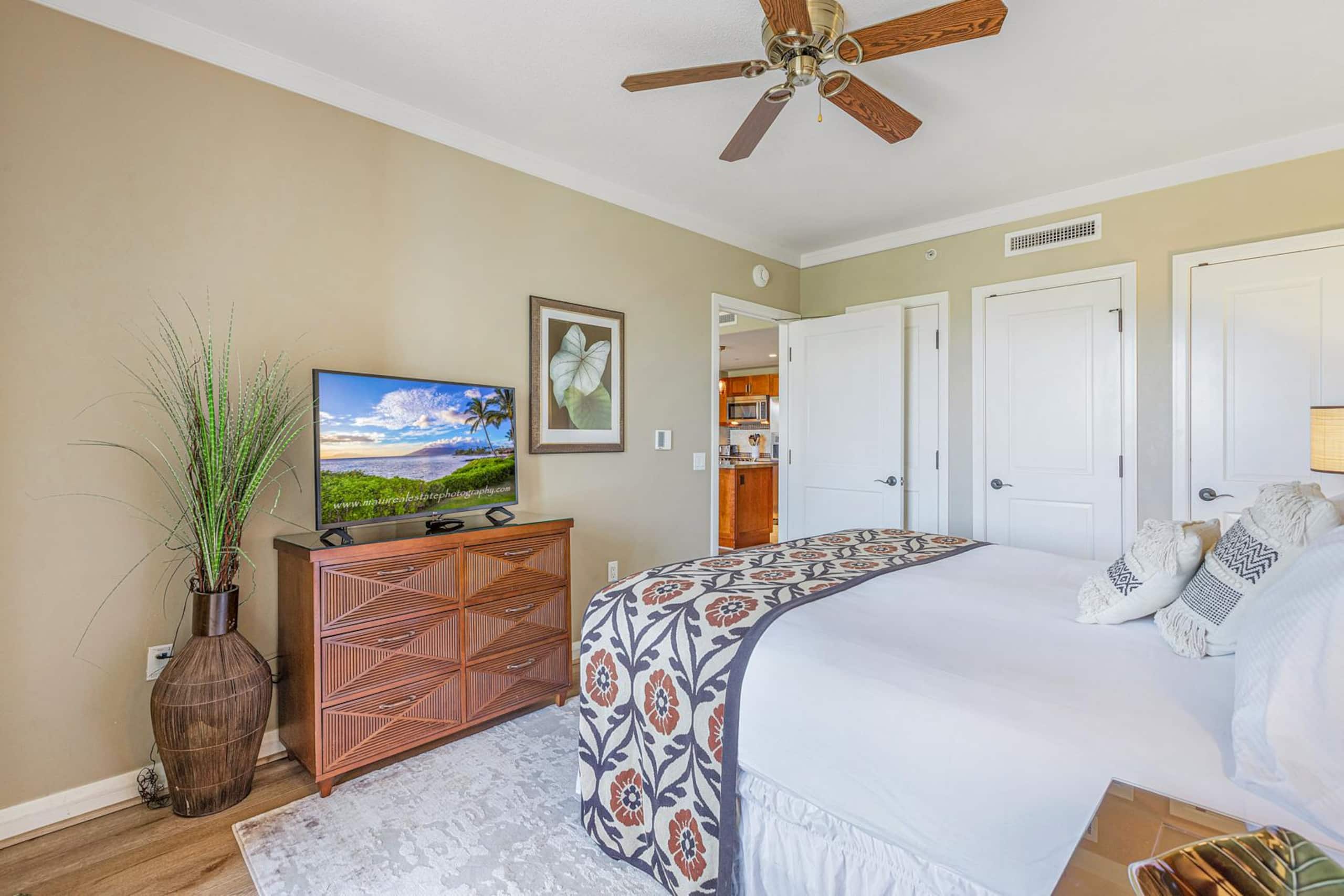 Condo in Lahaina · ★4.93 · 1 bedroom · 2 beds · 1 bath - Image 20