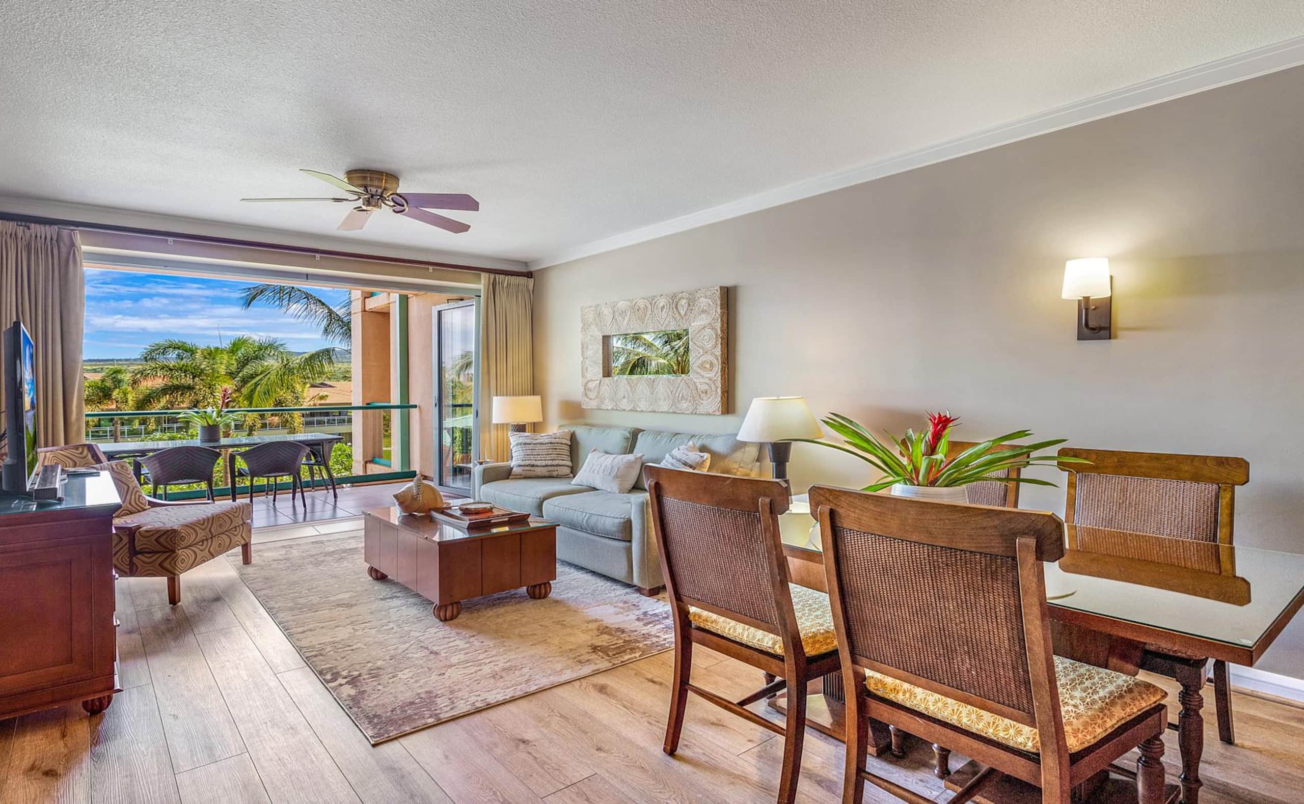 Condo in Lahaina · ★4.93 · 1 bedroom · 2 beds · 1 bath - Image 1