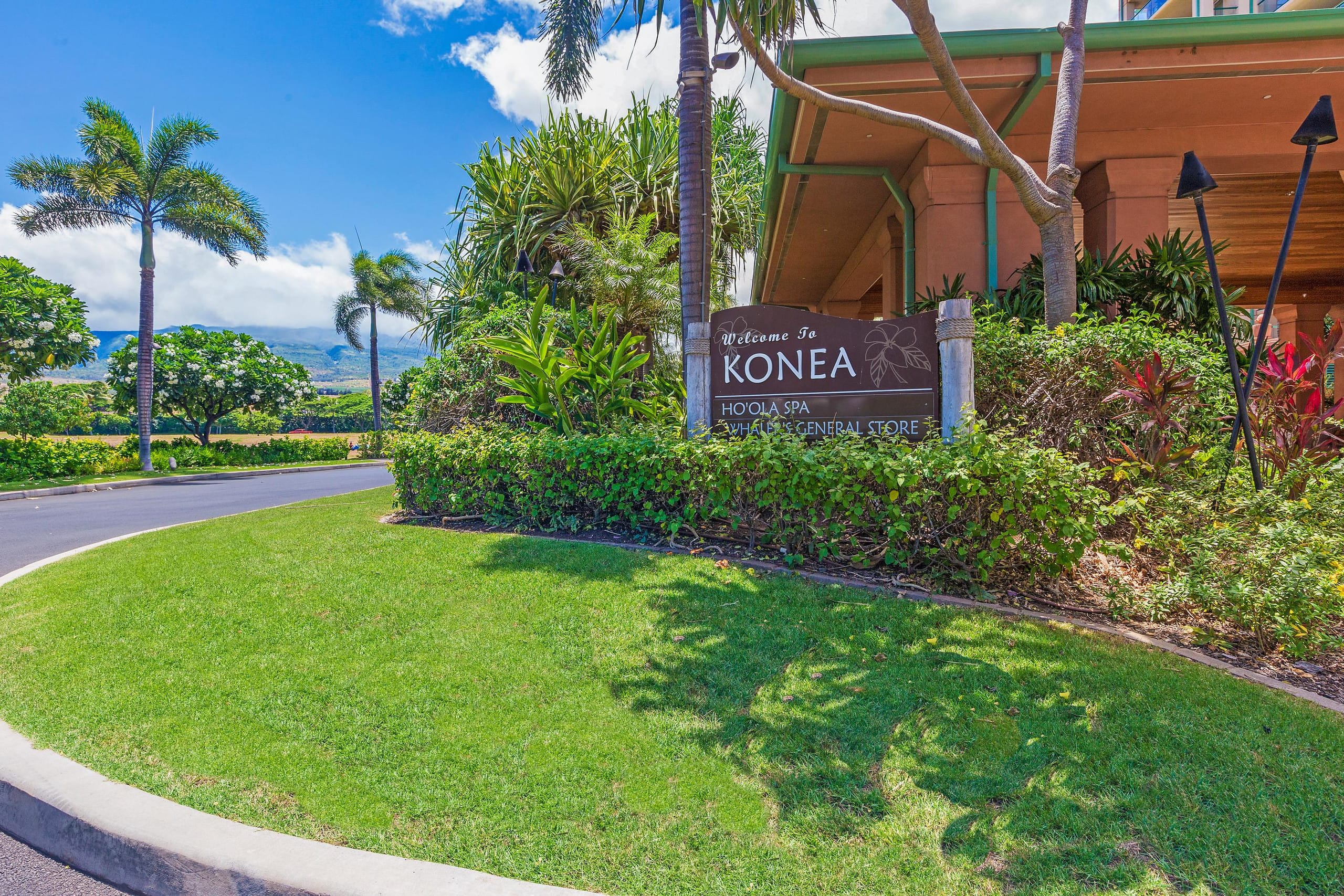 Condo in Lahaina · ★4.93 · 1 bedroom · 2 beds · 1 bath - Image 33