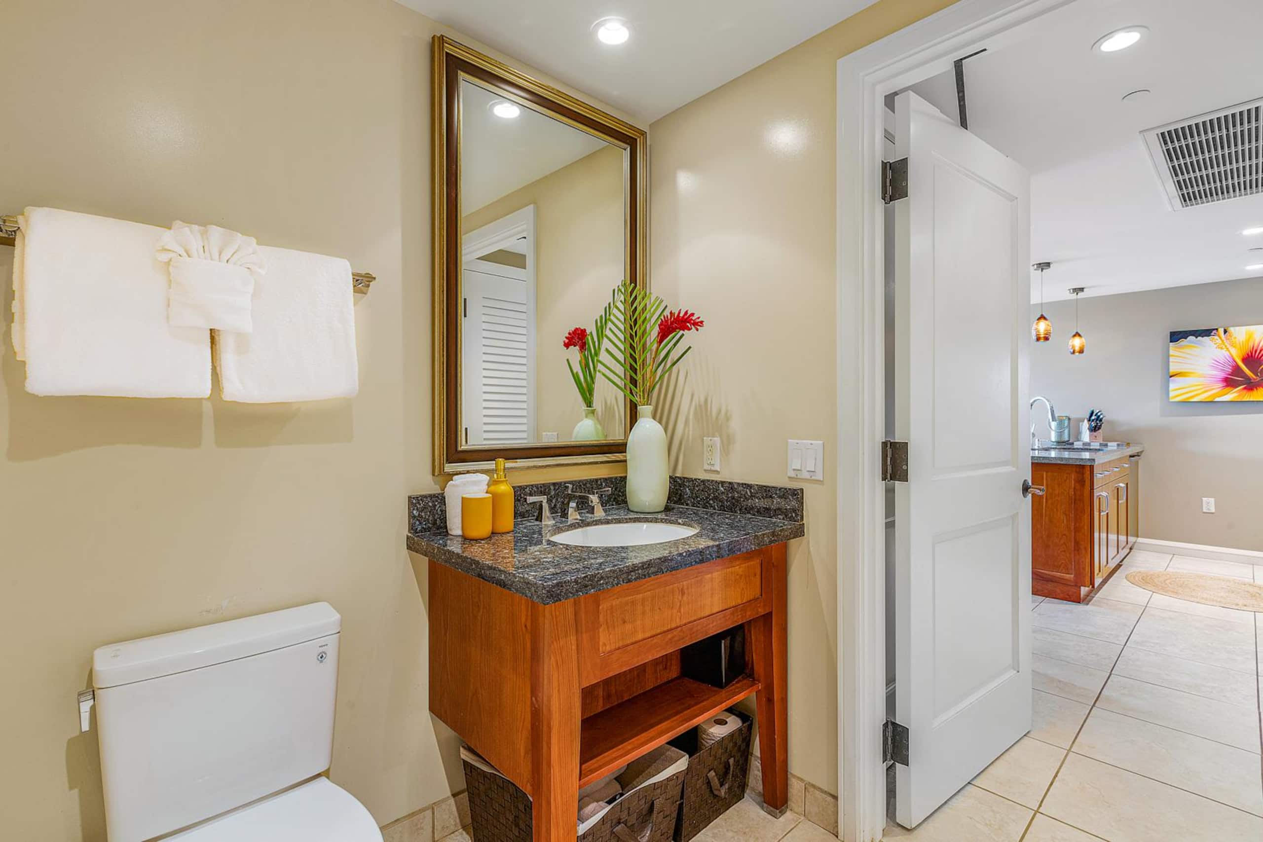 Condo in Lahaina · ★4.93 · 1 bedroom · 2 beds · 1 bath - Image 21