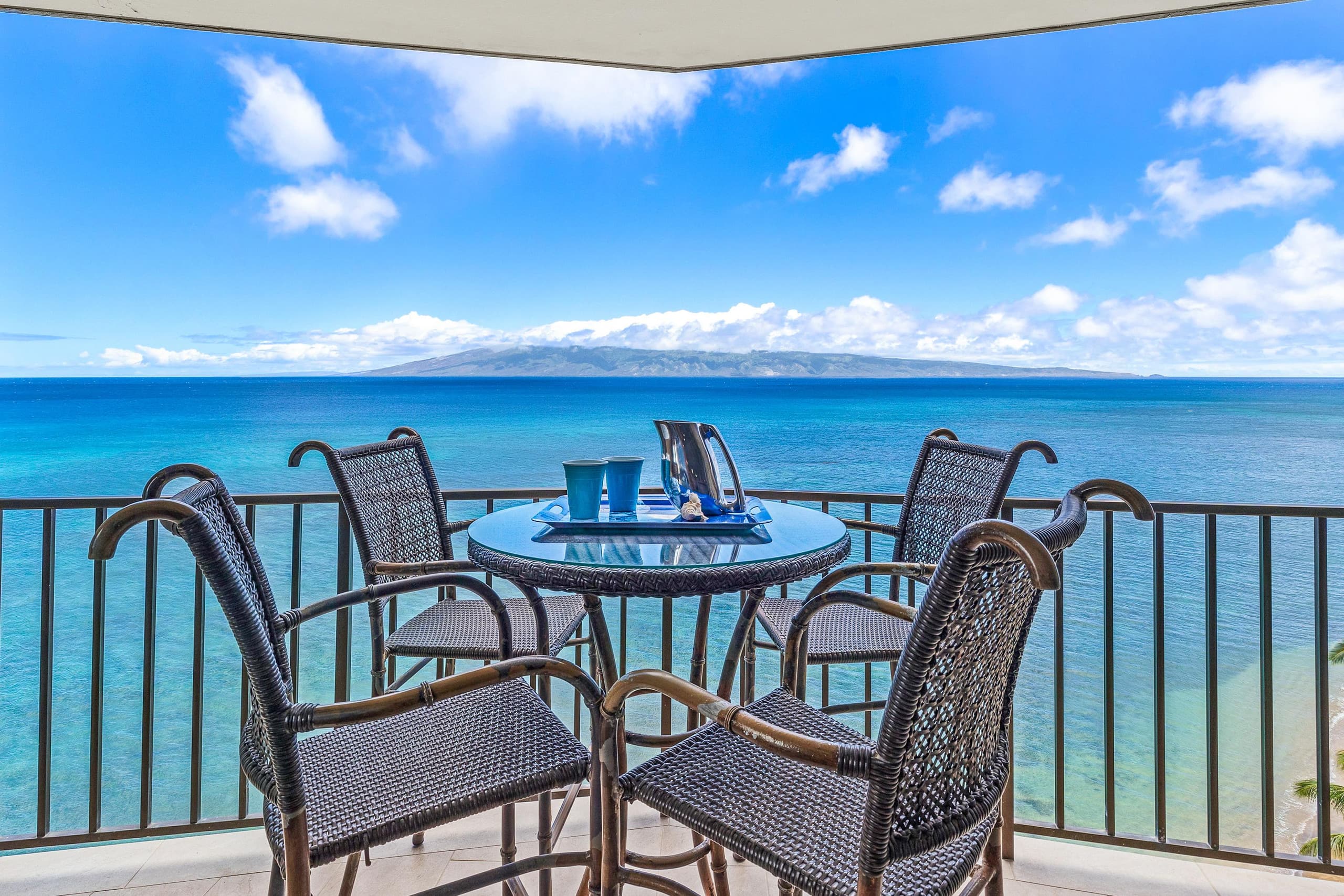 Condo in Lahaina · ★4.96 · 1 bedroom · 1 bed · 1 bath - Image 4