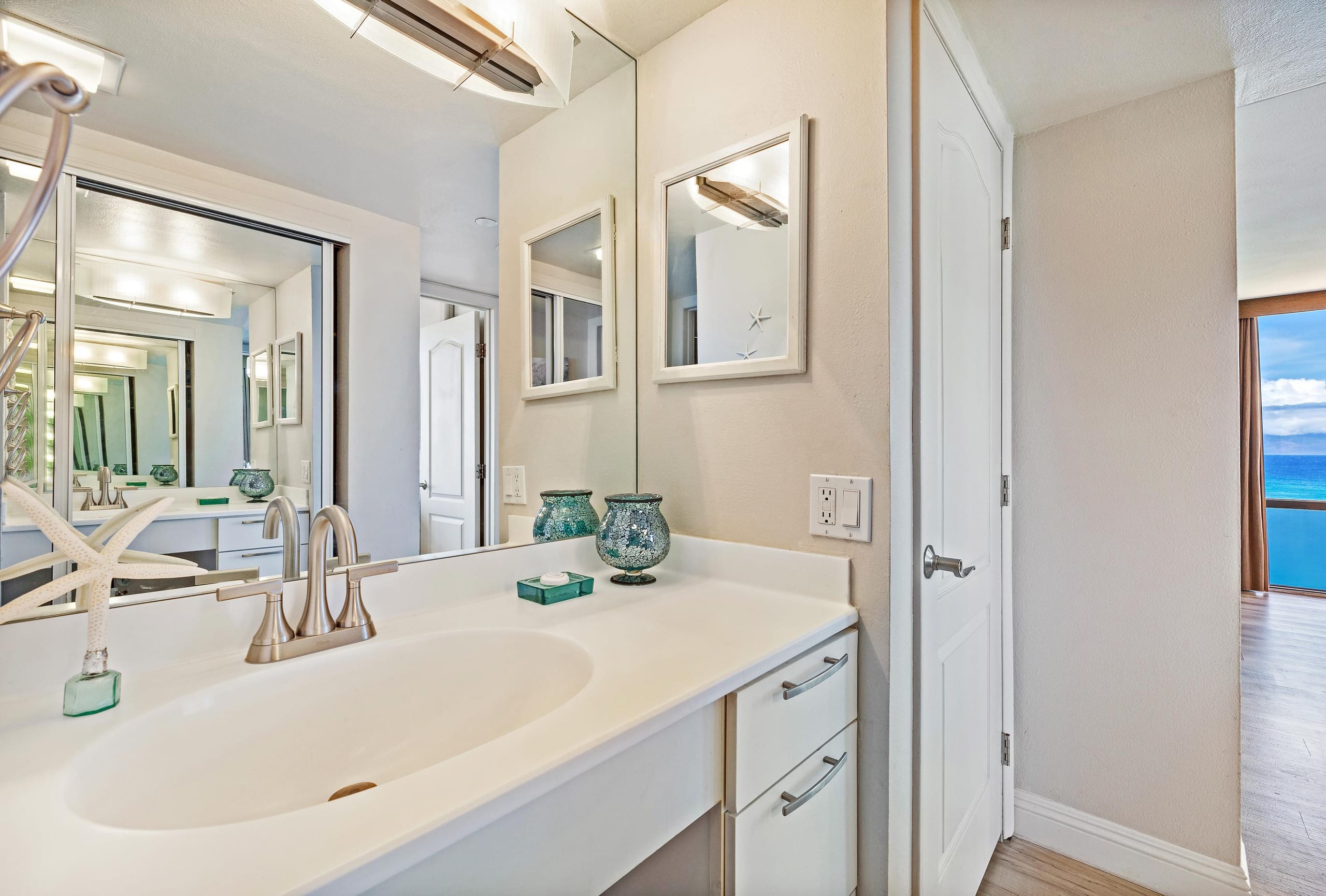 Condo in Lahaina · ★4.96 · 1 bedroom · 1 bed · 1 bath - Image 18