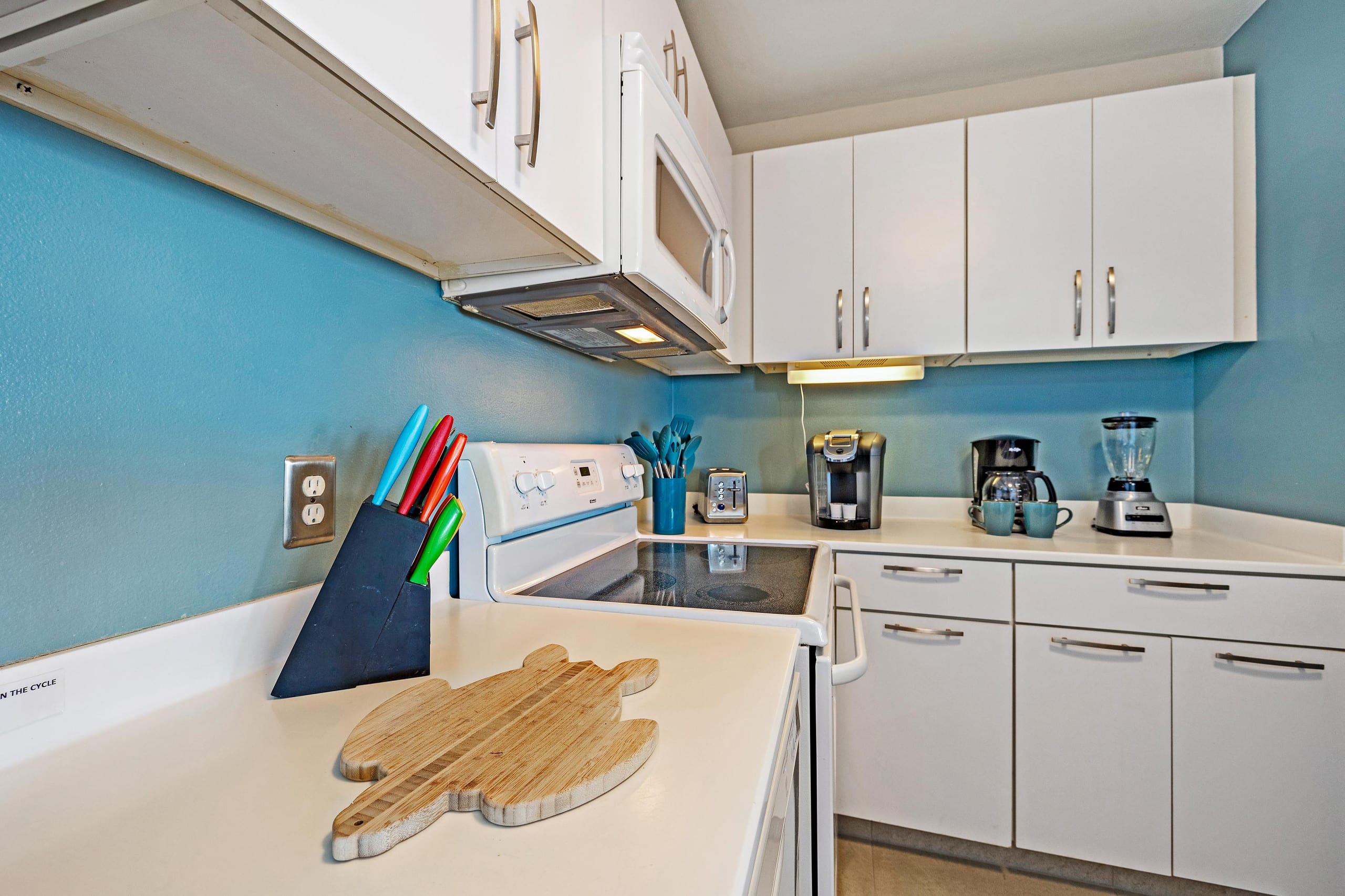 Condo in Lahaina · ★4.96 · 1 bedroom · 1 bed · 1 bath - Image 30