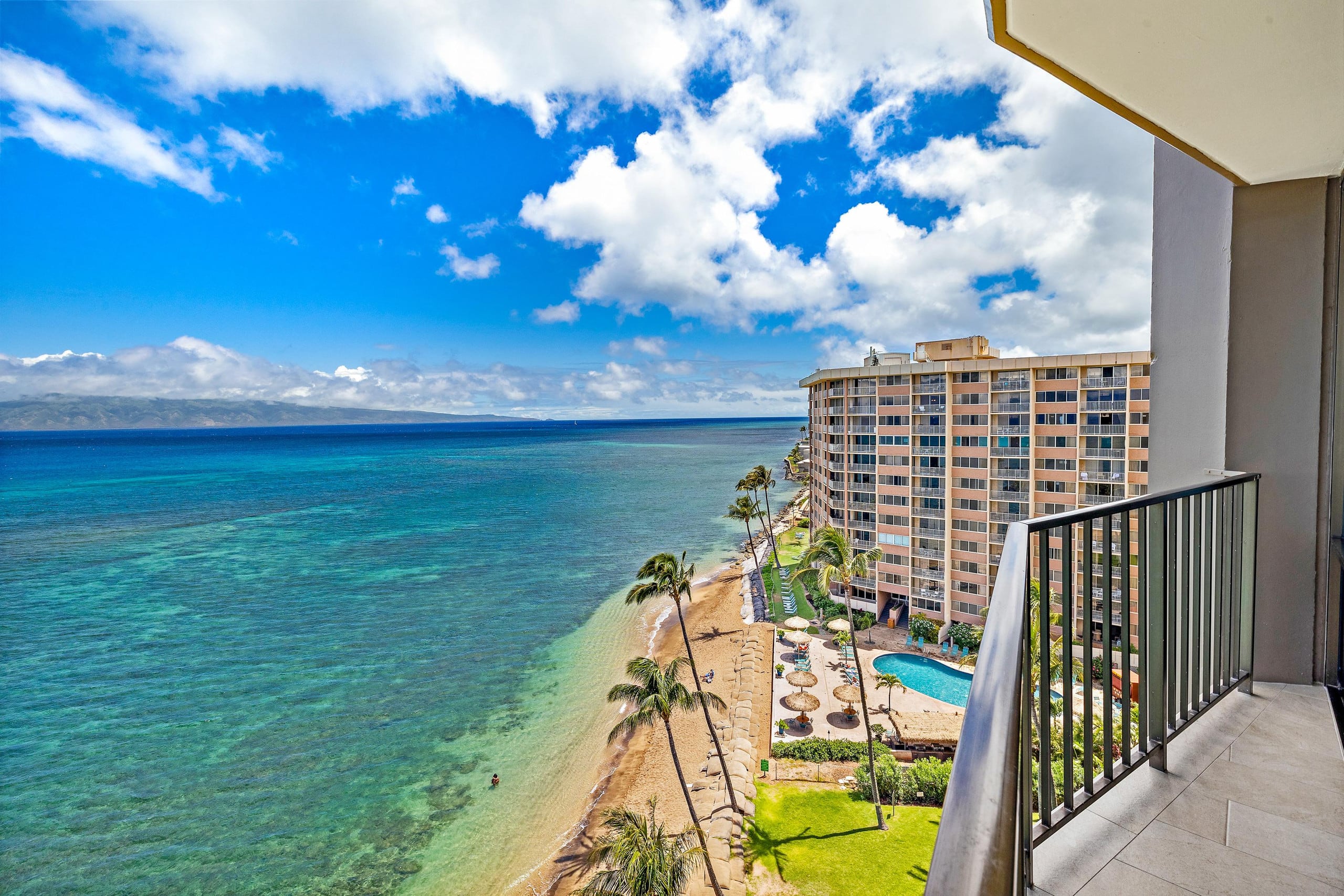 Condo in Lahaina · ★4.96 · 1 bedroom · 1 bed · 1 bath - Image 36