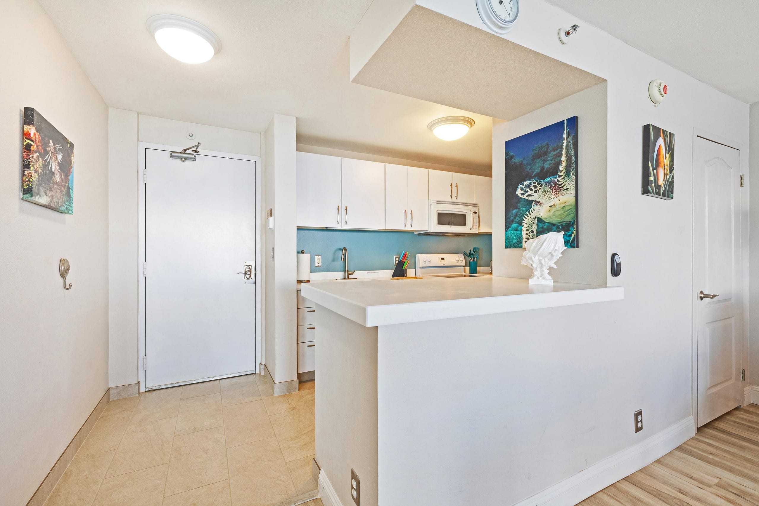 Condo in Lahaina · ★4.96 · 1 bedroom · 1 bed · 1 bath - Image 33