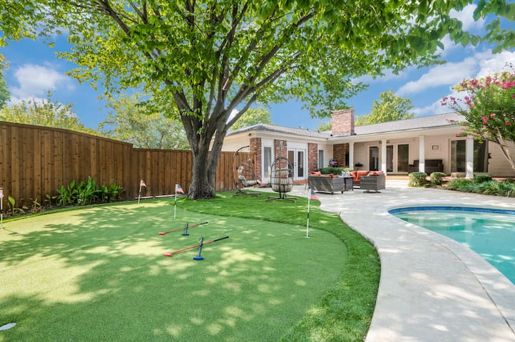 Heated Pool, Golf & Poker Room