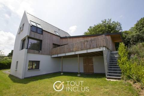 Ty Wrach - Pretty new Pmr house near the port