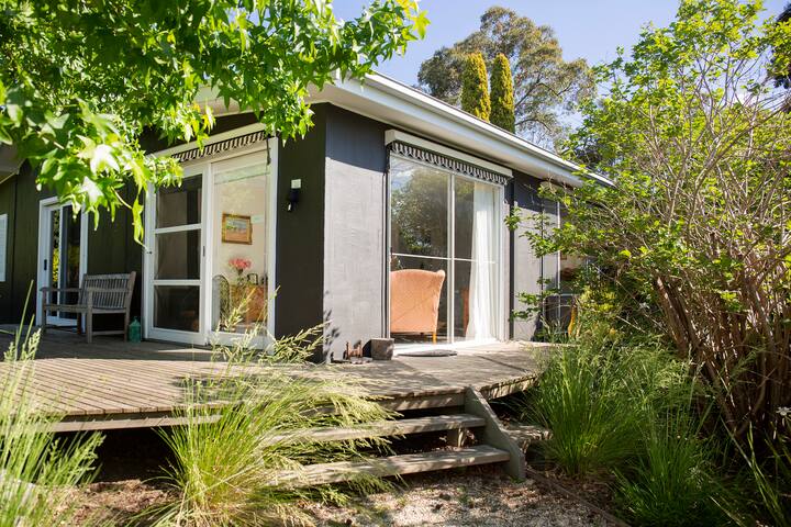 Dairy House @ Harvest Farm. Idyllic cottage stay.