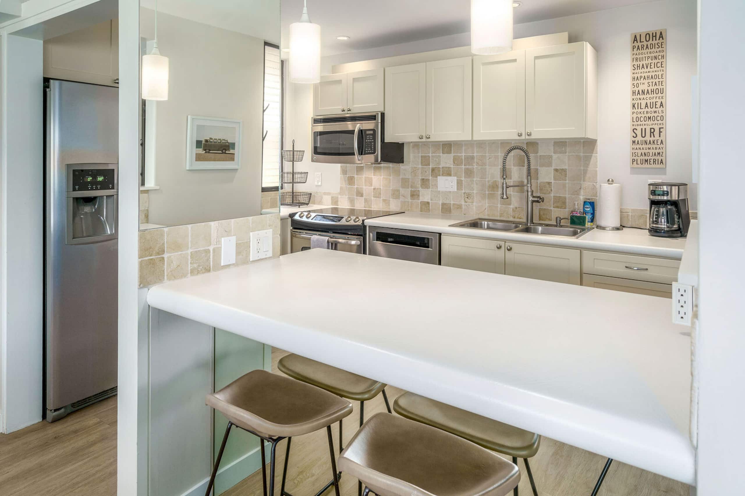 Condo in Kihei · ★4.8 · 1 bedroom · 2 beds · 1 bath - Image 3