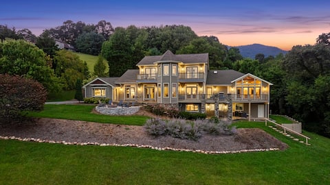 Blue Mountain View by CM | Cozy Fire Pit & Hot Tub
