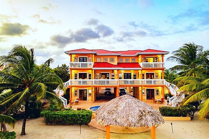 Villa 99-Stunning 4BR Townhouse-Beachfront-w/ Pool gallery image 3