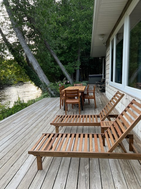 Monarch Lodge, Giant Riverview, Hot Tub, Fireplace