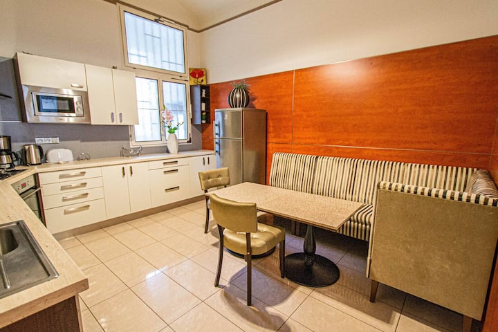 Central 2bdr Flat Behind Museum - Prague