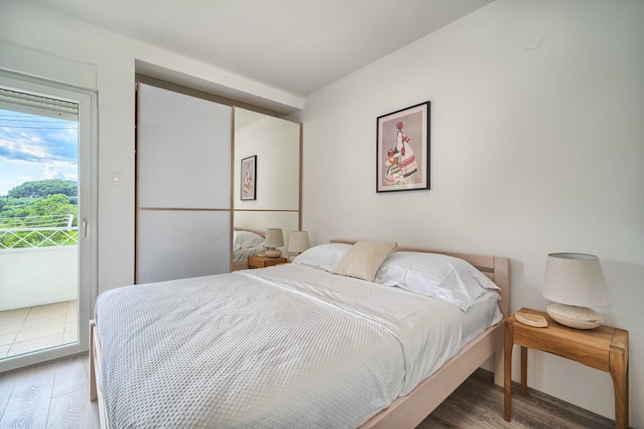 Вътрешност на спалня 2