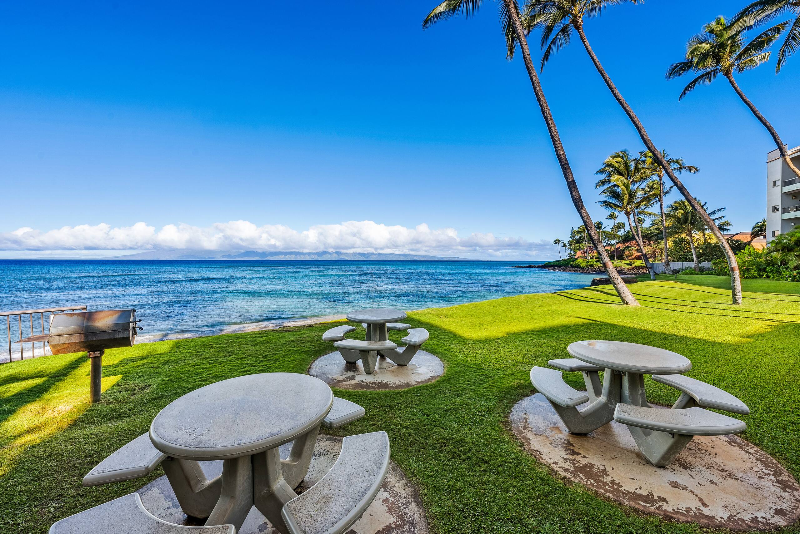 Condo in Lahaina · ★4.8 · 1 bedroom · 2 beds · 1 bath - Image 28