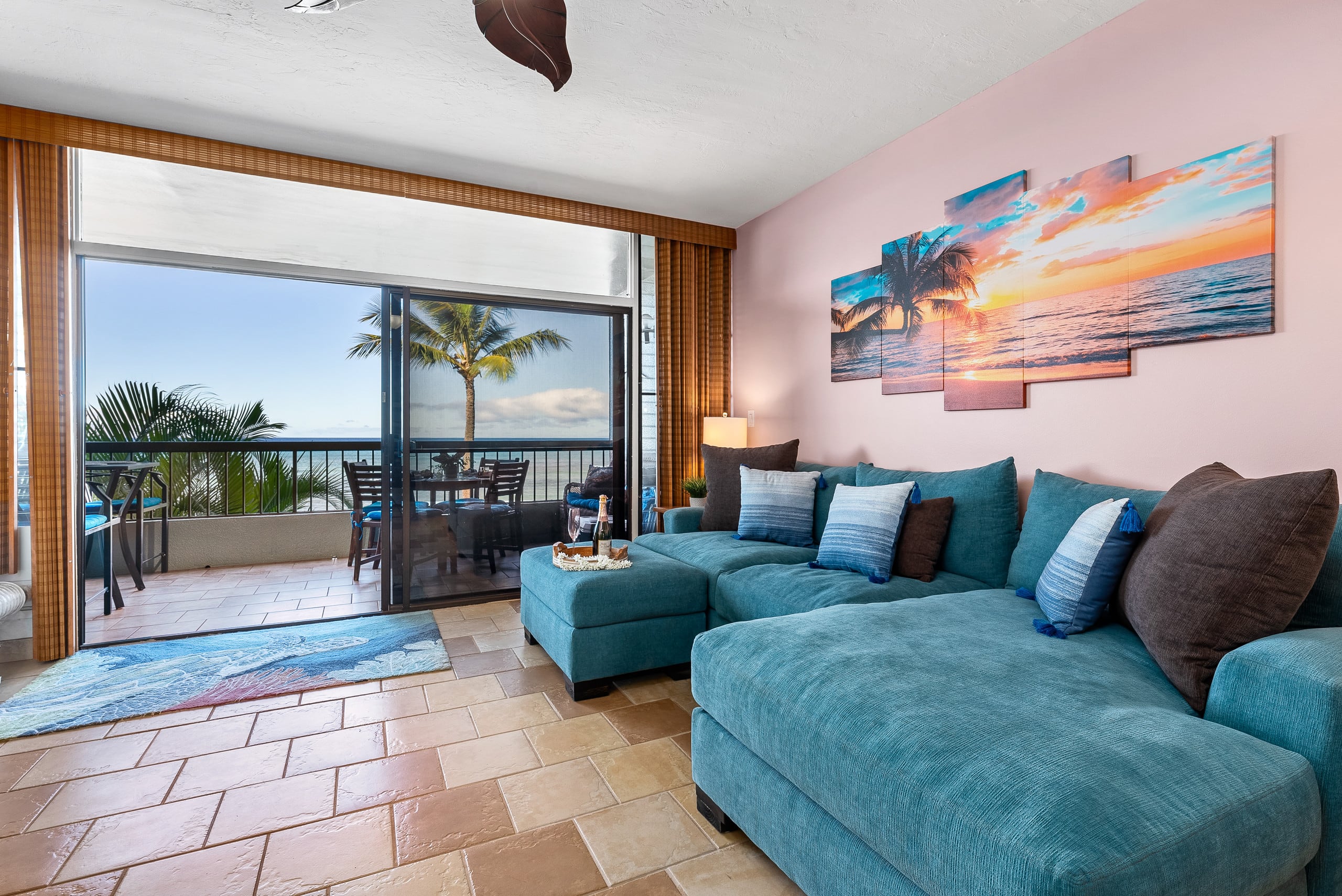 Condo in Lahaina · ★4.8 · 1 bedroom · 2 beds · 1 bath - Image 3