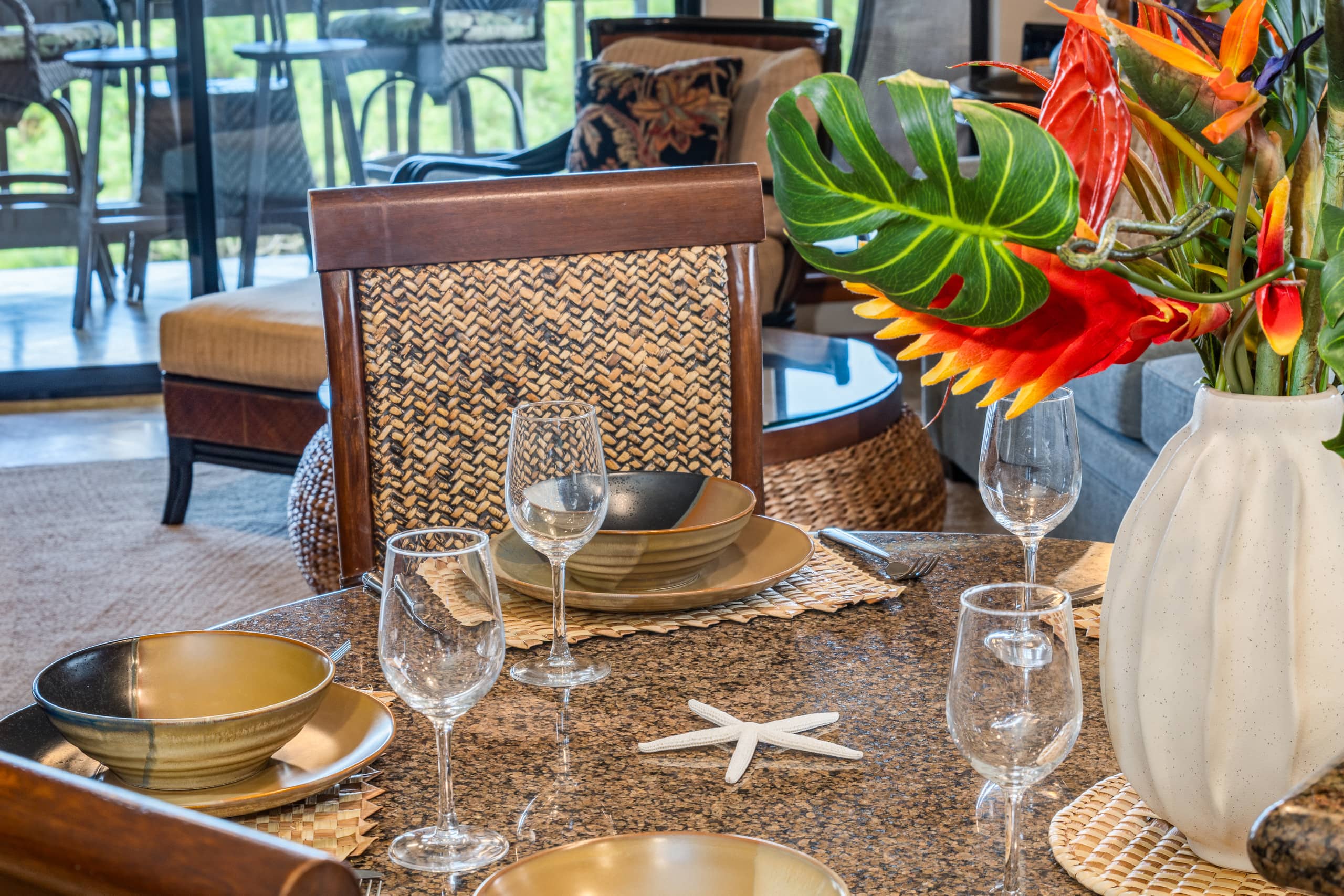 Condo in Lahaina · ★4.8 · 2 bedrooms · 2 beds · 2 baths - Image 5