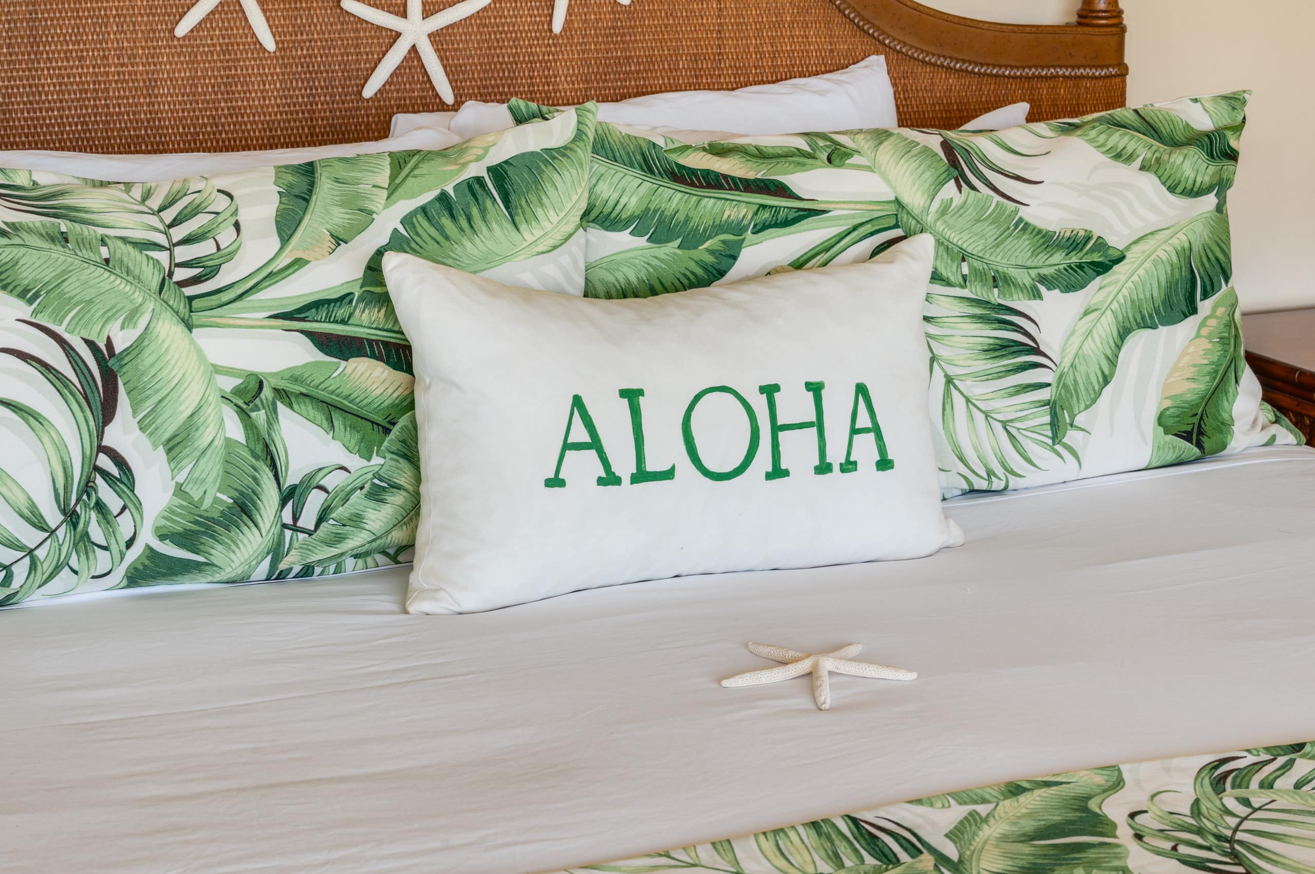Condo in Lahaina · ★4.8 · 2 bedrooms · 2 beds · 2 baths - Image 12