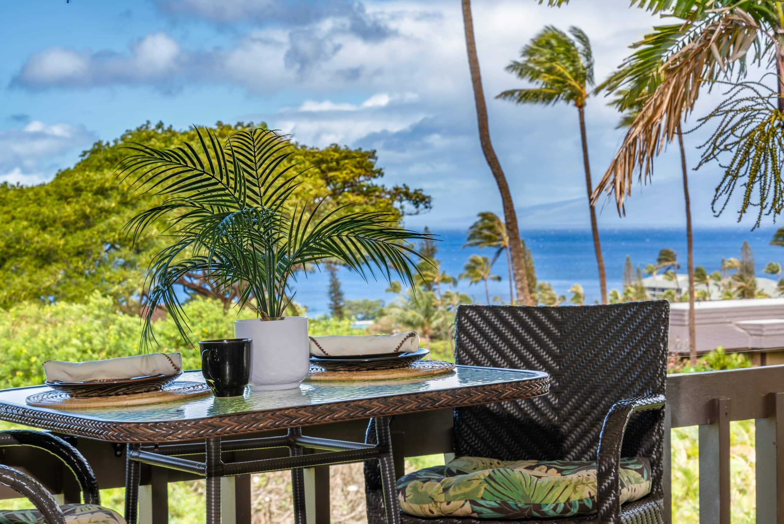 Condo in Lahaina · ★4.8 · 2 bedrooms · 2 beds · 2 baths - Image 31