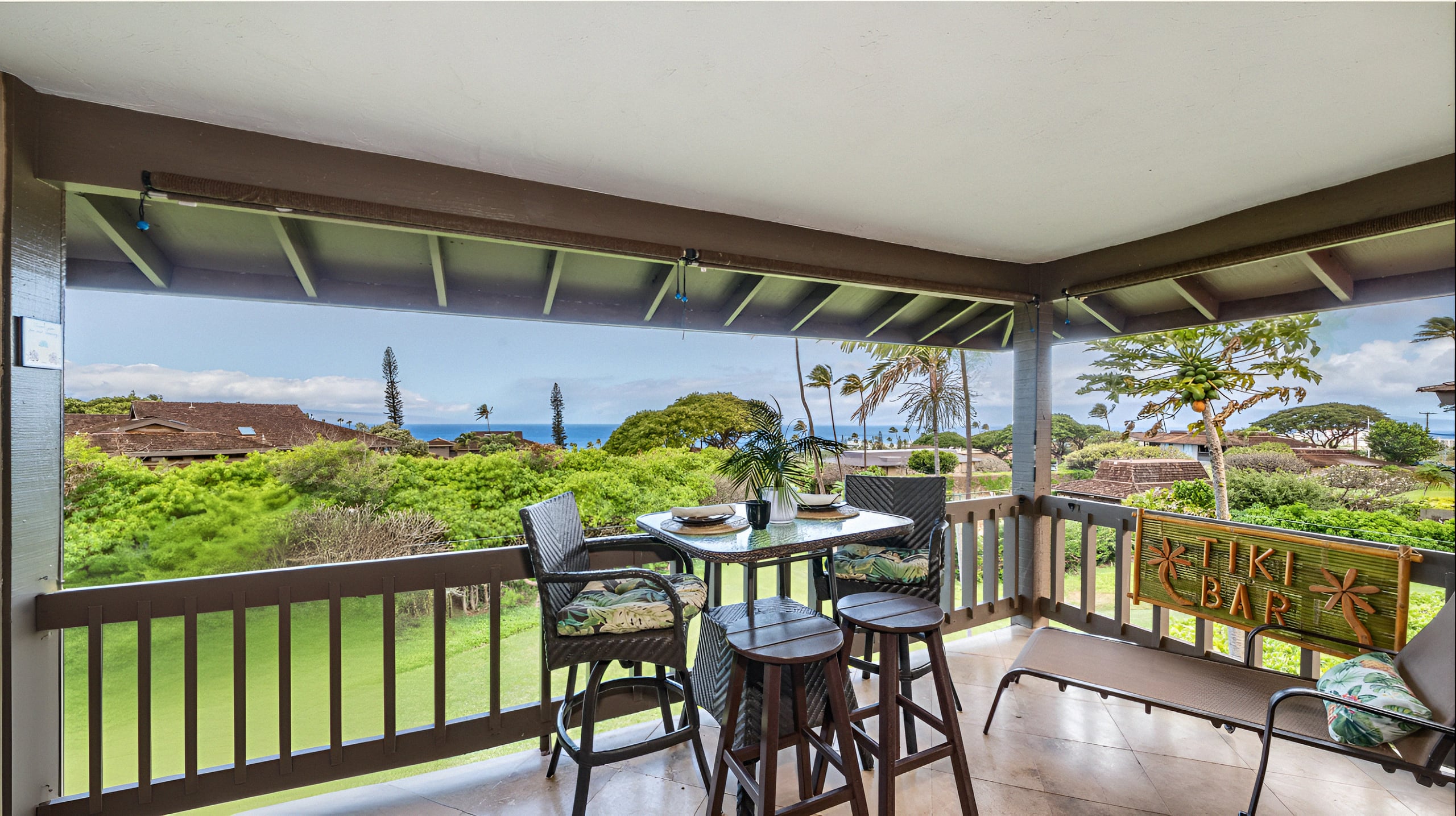 Condo in Lahaina · ★4.8 · 2 bedrooms · 2 beds · 2 baths - Image 33