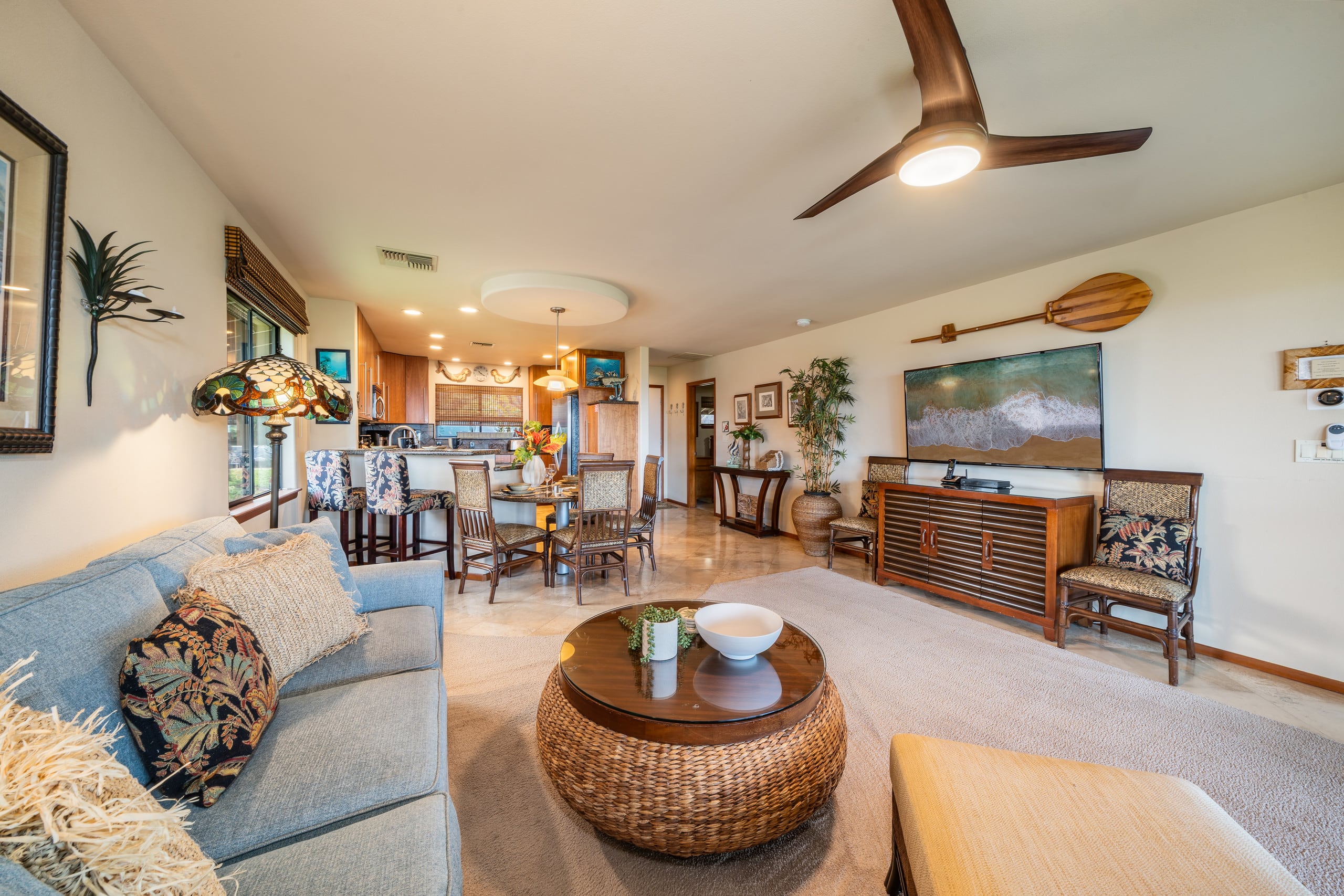 Condo in Lahaina · ★4.8 · 2 bedrooms · 2 beds · 2 baths - Image 50