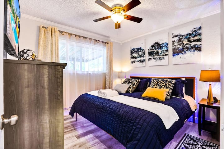 Dormitorio 2: 1 cama tamaño king, TV 