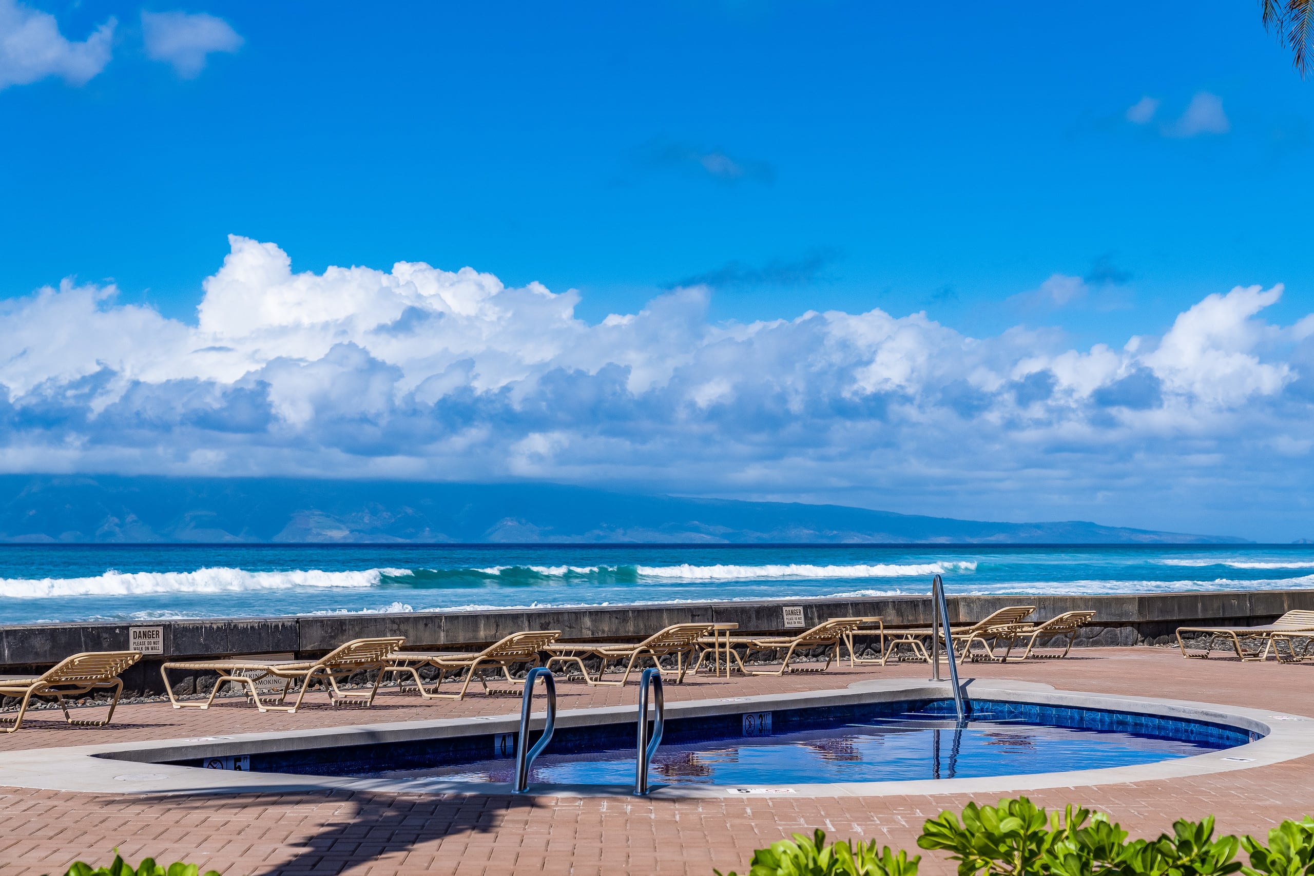 Condo in Lahaina · ★4.63 · 2 bedrooms · 4 beds · 2 baths - Image 41