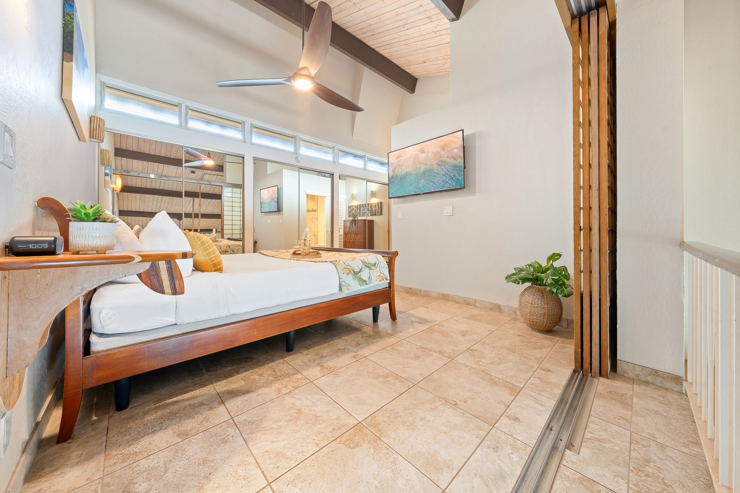 Condo in Lahaina · ★4.63 · 2 bedrooms · 4 beds · 2 baths - Image 18