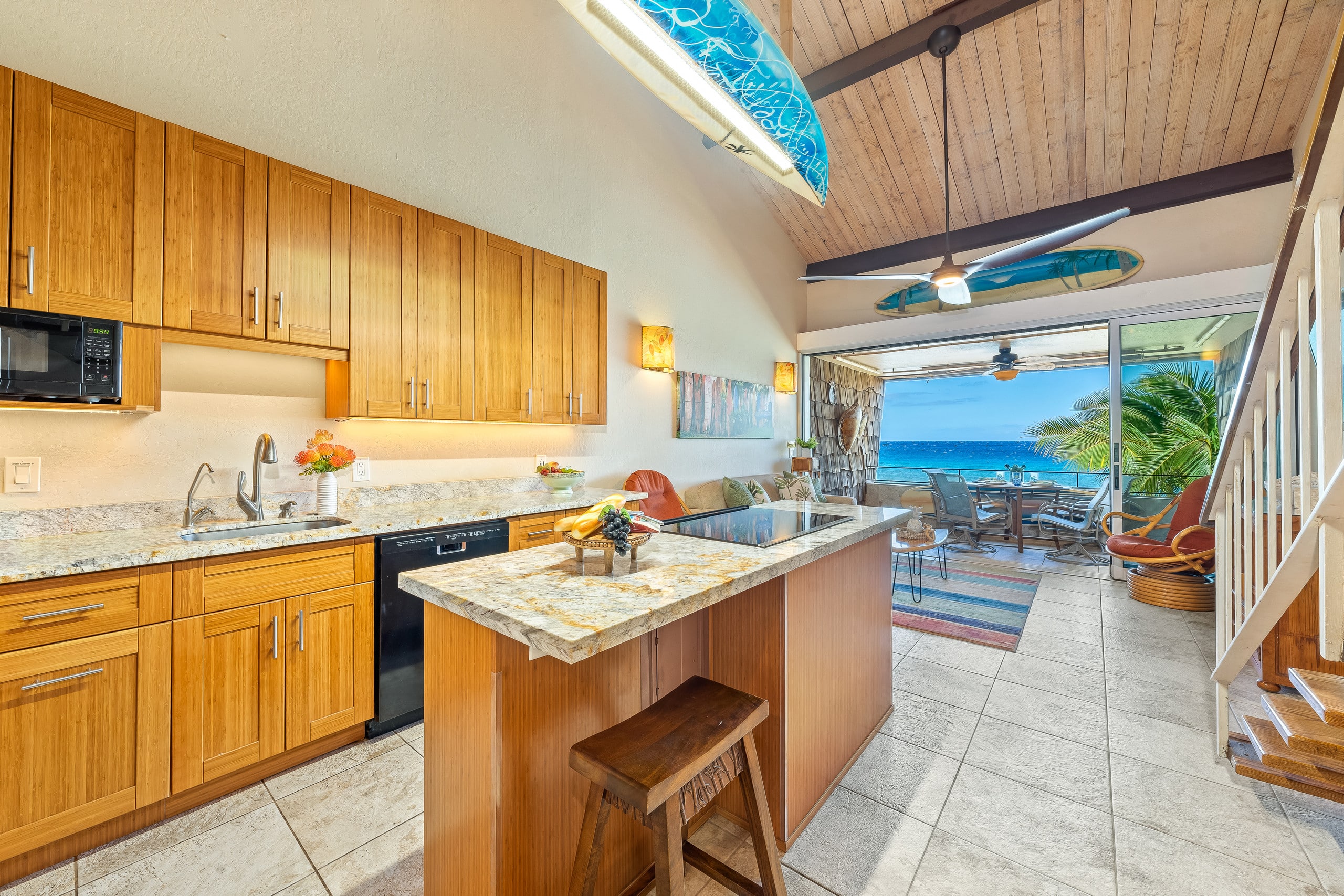 Condo in Lahaina · ★4.63 · 2 bedrooms · 4 beds · 2 baths - Image 13