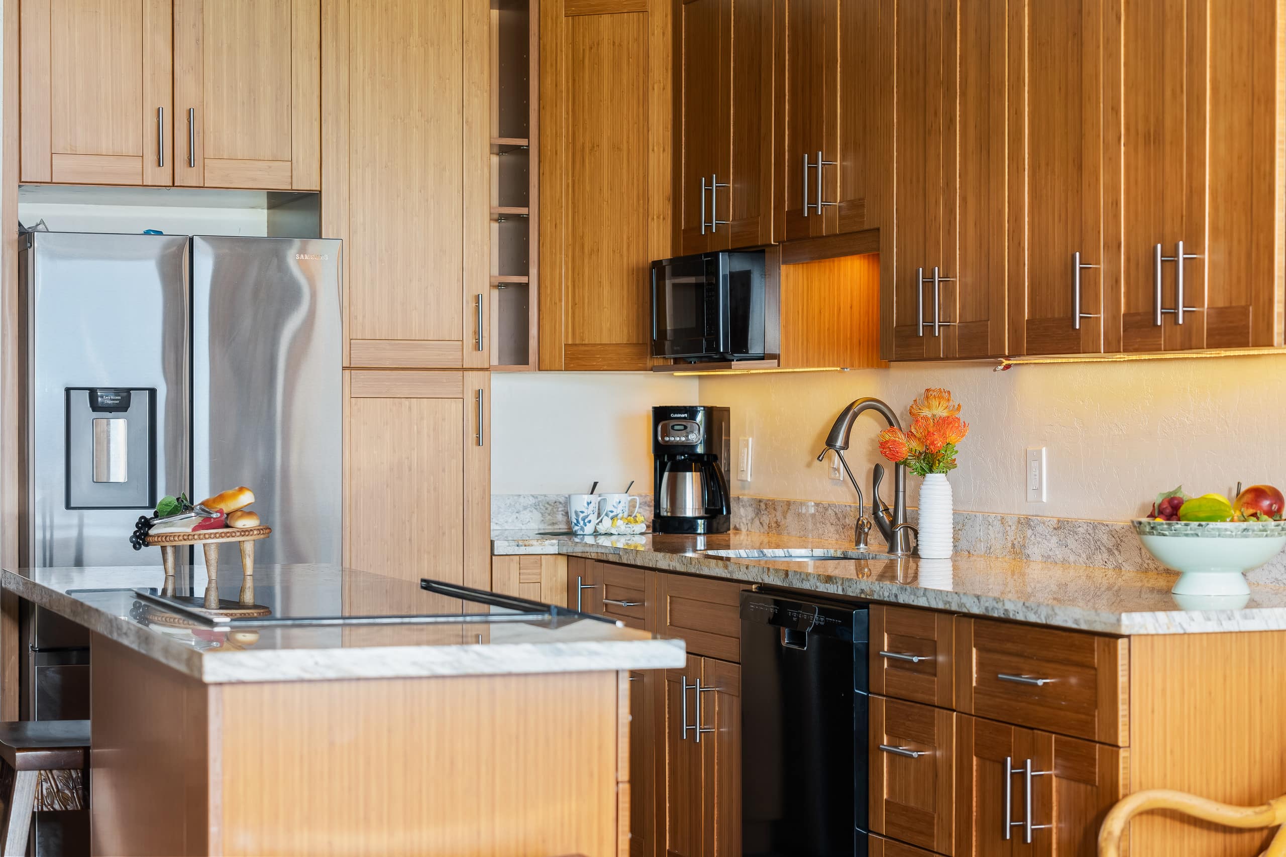 Condo in Lahaina · ★4.63 · 2 bedrooms · 4 beds · 2 baths - Image 10