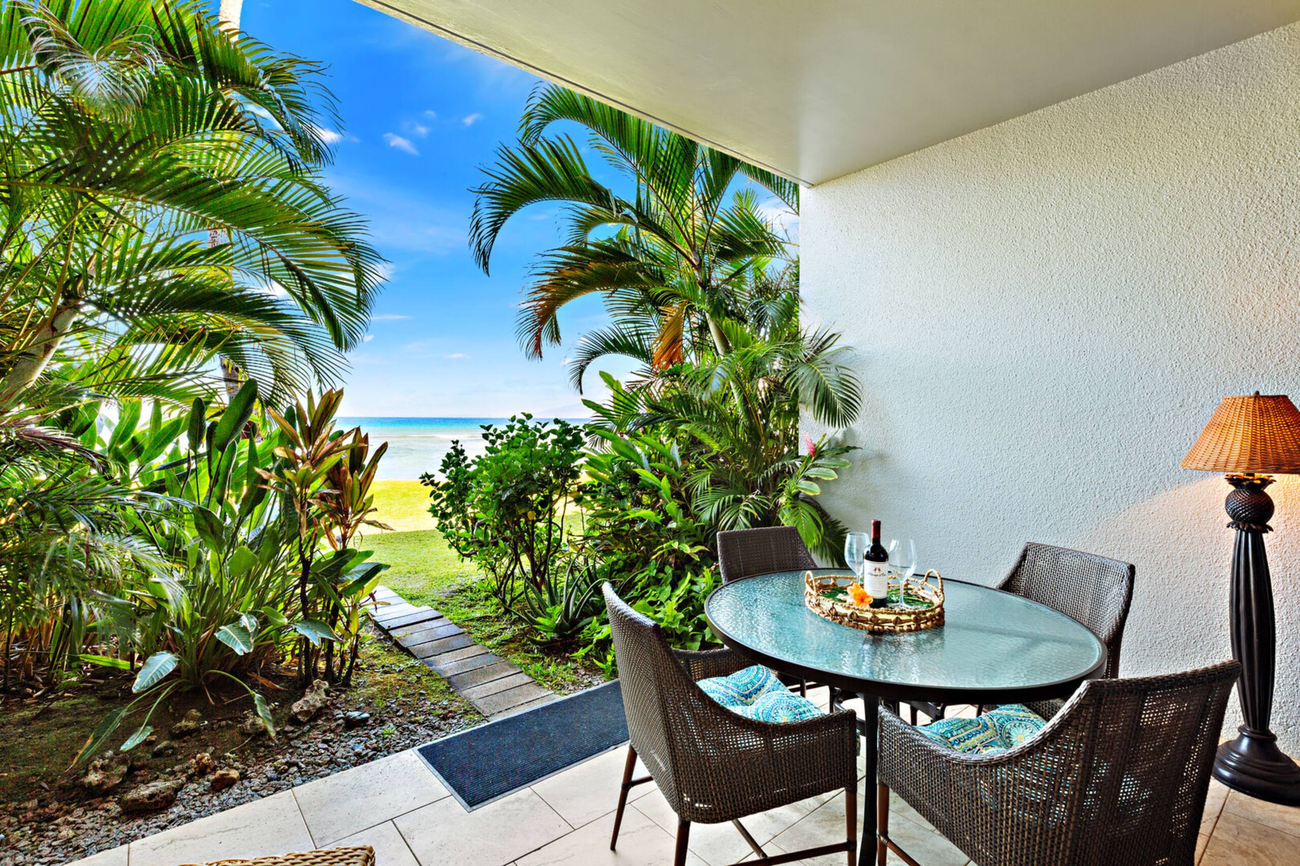 Condo in Lahaina · ★4.82 · 1 bedroom · 2 beds · 1 bath - Image 13
