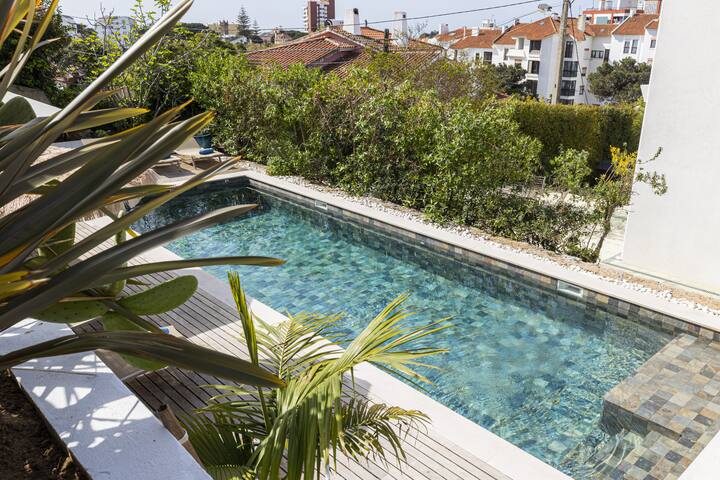 Estoril Contemporary Garden Villa by CadenzaLux gallery image 5