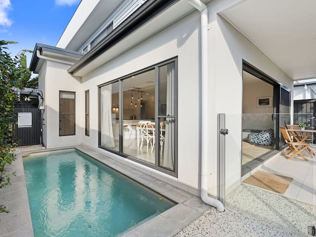 Beach Pad on Nautilus