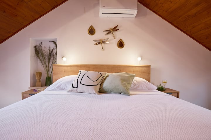 Spálňa s manželskou posteľou, 2. poschodie