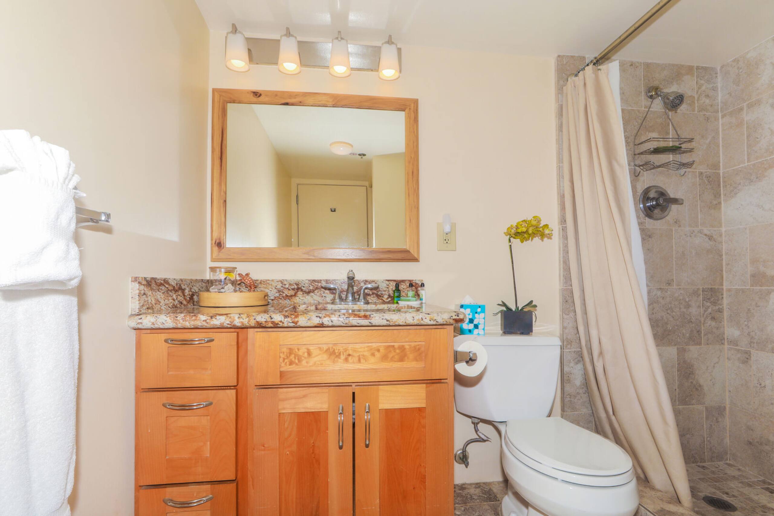 Condo in Honolulu · ★5.0 · 1 bedroom · 2 beds · 1 bath - Image 8