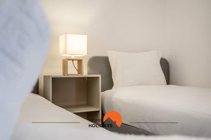 เตียงเดี่ยวการตกแต่งสไตล์มินิมอล