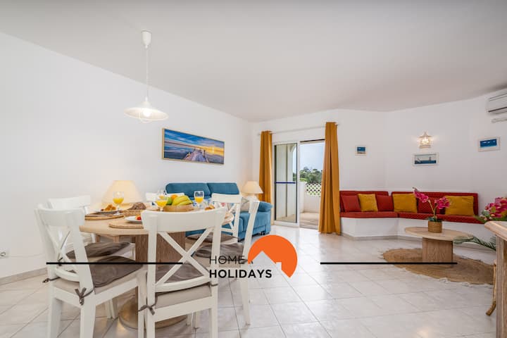 غرفة المعيشة