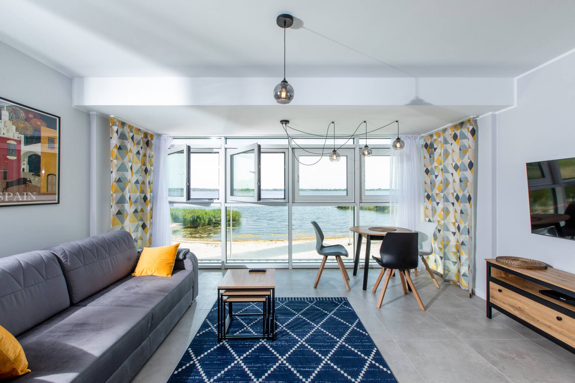 Mistral Suite