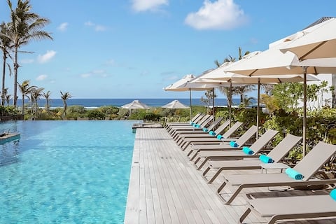Unbeatable Location! Four Units, Pool, Beachfront!