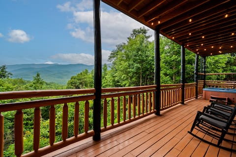 Secluded, Arcade, 2 hottubs, views, Pool Sleeps 18
