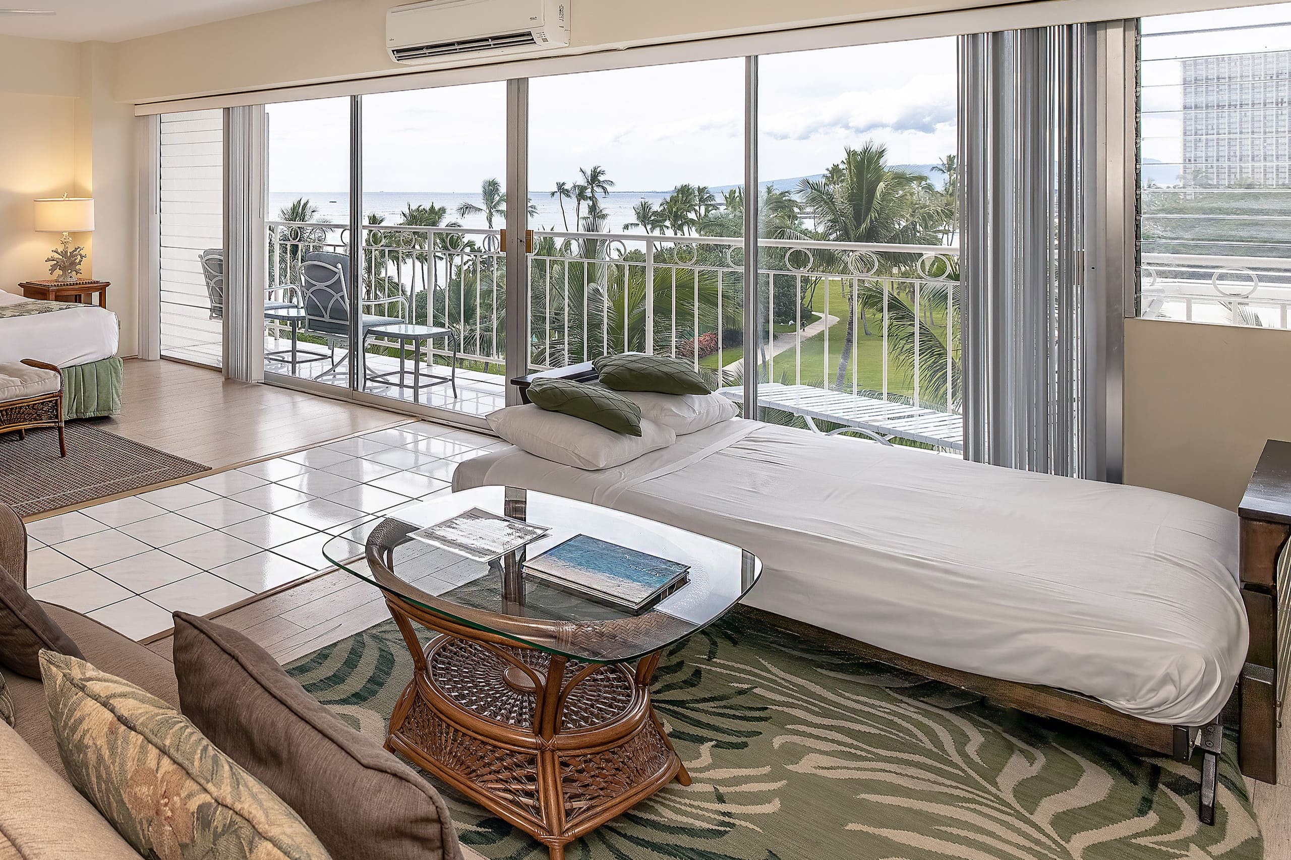 Waikiki Shore 0612 Large room 2Queen - Image 26