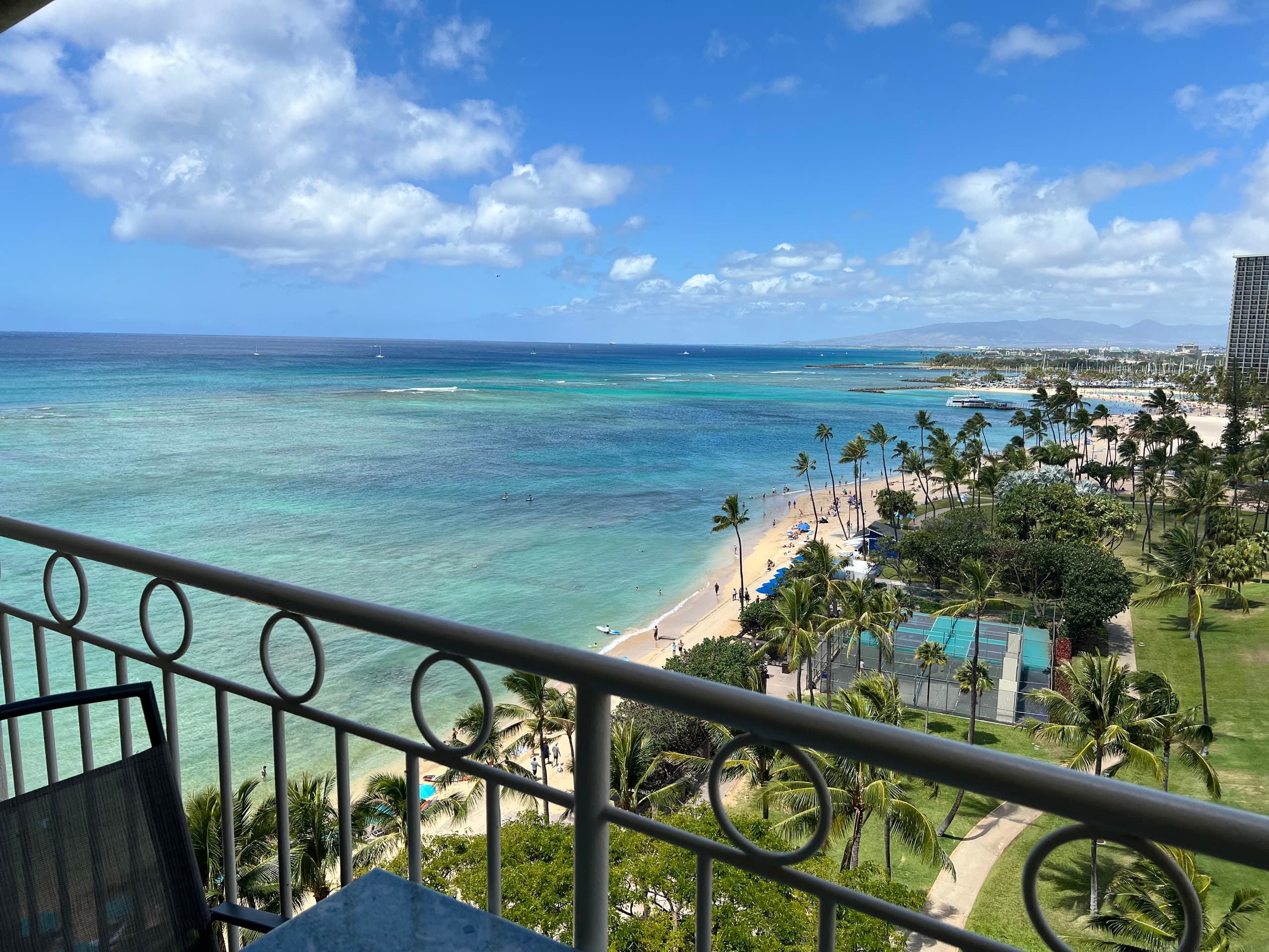 Waikiki Shore 1105 Studio - Image 1