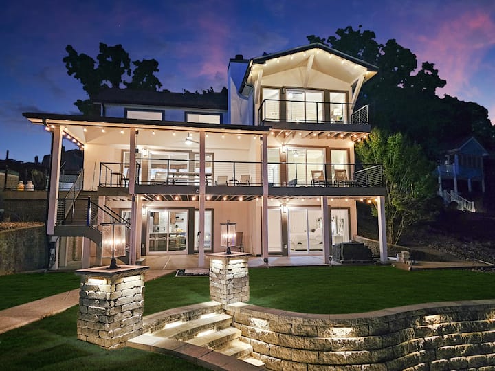 TV Featured! - Private Beach, Pool, Dock+ MORE