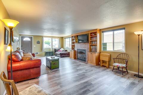 Winchester Bay Vacation Rental Near Dunes & ATV!