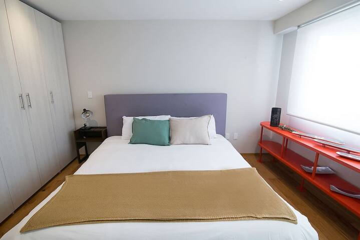 Condesa Chic Getaway gallery image 2