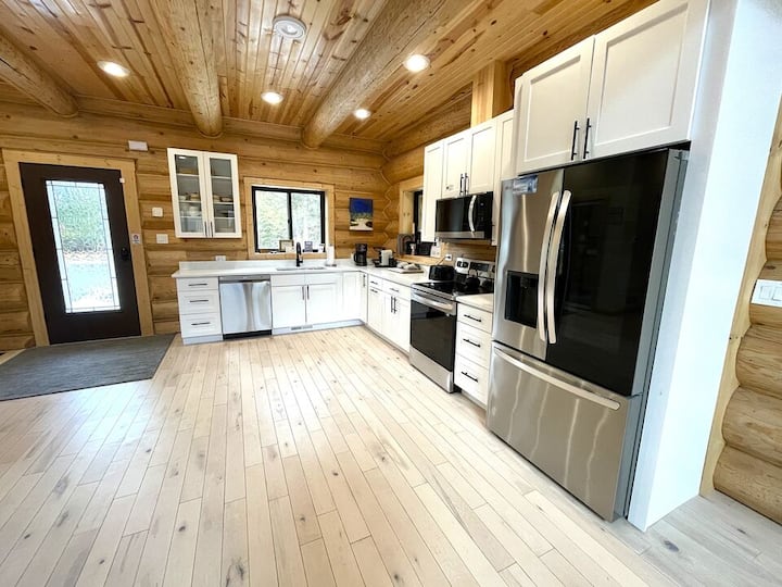 The Log Home @ Spring Brook Resort - 위스콘신 델즈