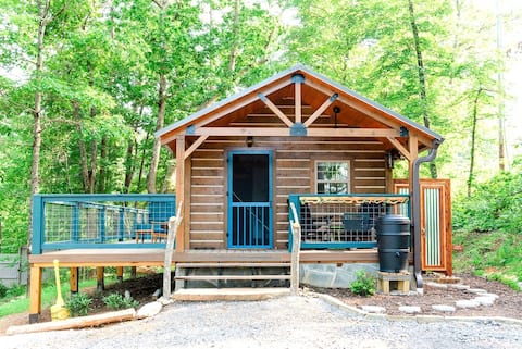 Recharge in Modern Log Cabin - no cleaning fee