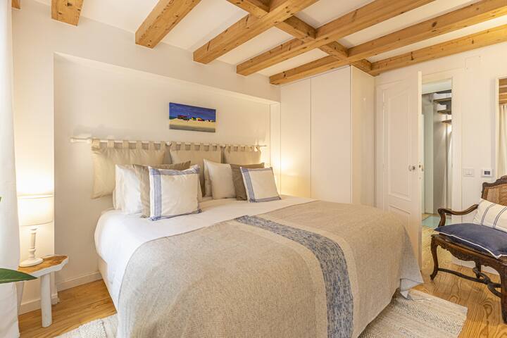 Cascais Petit Bijou by CadenzaLux gallery image 2